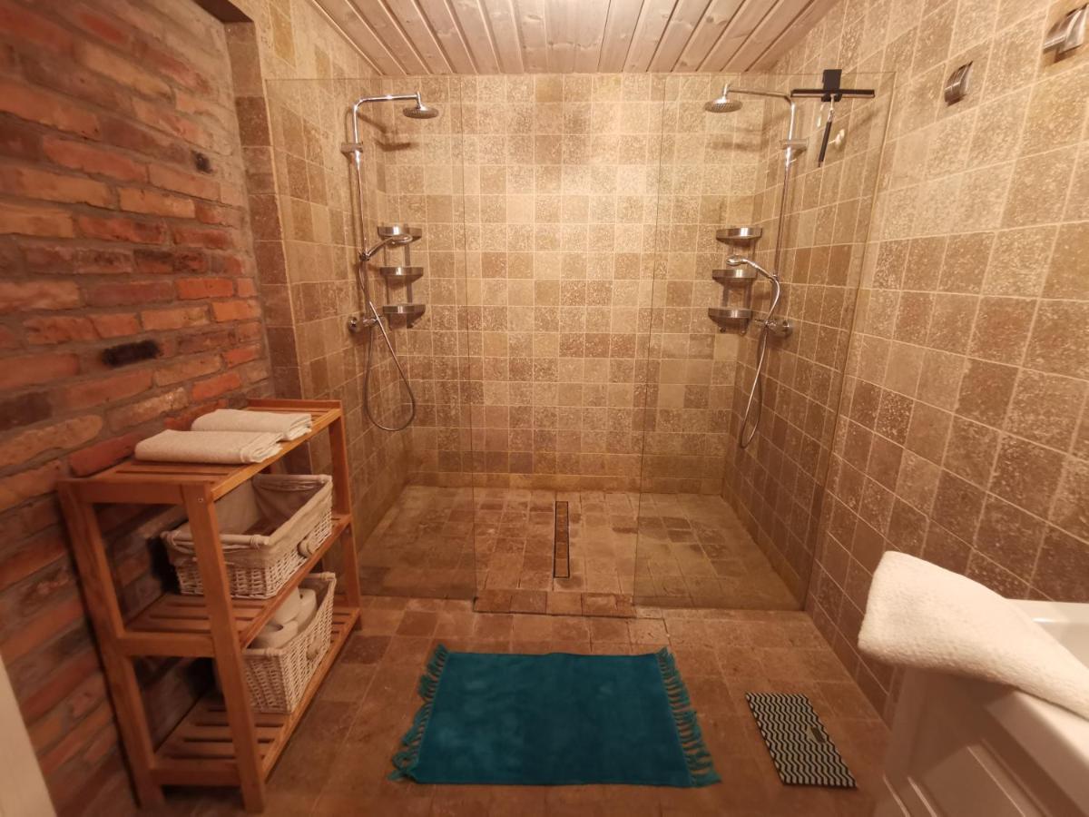 House Of Freedom With Sea View Sauna And Jacuzzi Oslonino Екстериор снимка